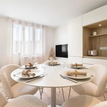 Le Santorin Elegant Calme Parking Апартаменти